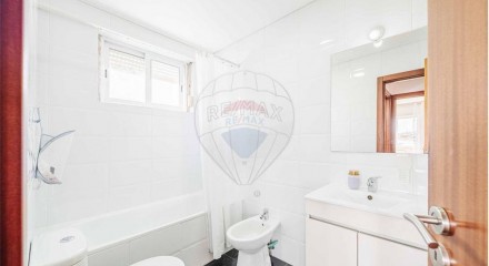 Residential - Condo/Apartment - T3 - Agualva e Mira-Sintra, Sintra - PT
