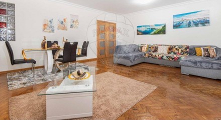 Residential - Condo/Apartment - T5 - Agualva e Mira-Sintra, Sintra - PT