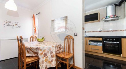 Residential - Condo/Apartment - T5 - Agualva e Mira-Sintra, Sintra - PT