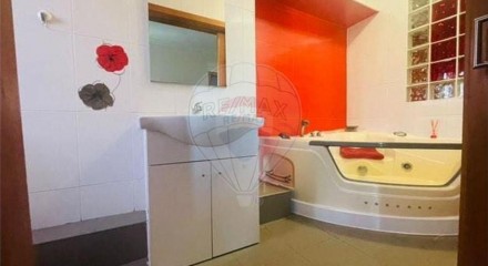 Residential - Condo/Apartment - T5 - Agualva e Mira-Sintra, Sintra - PT