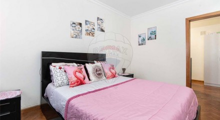 Residential - Condo/Apartment - T5 - Agualva e Mira-Sintra, Sintra - PT