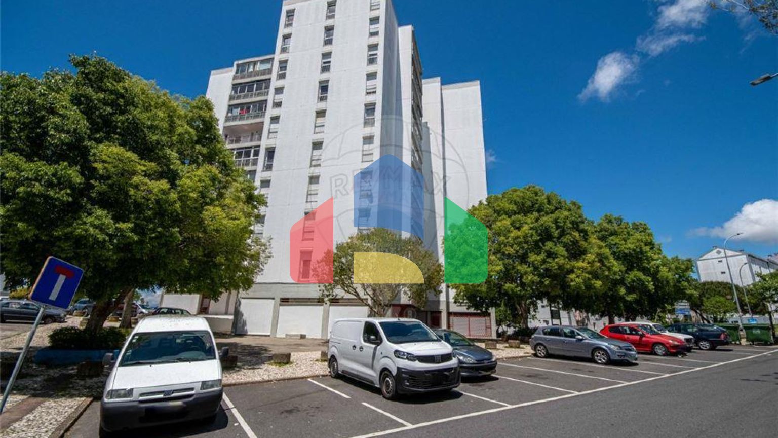 Residential - Condo/Apartment - T5 - Agualva e Mira-Sintra, Sintra - PT