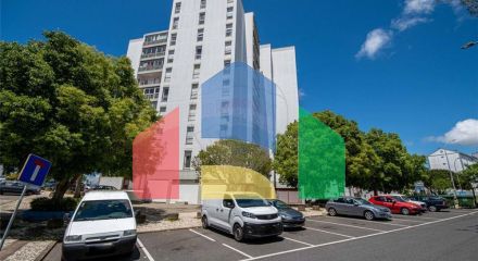 Residential - Condo/Apartment - T5 - Agualva e Mira-Sintra, Sintra - PT