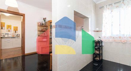 Residential - Condo/Apartment - T5 - Agualva e Mira-Sintra, Sintra - PT