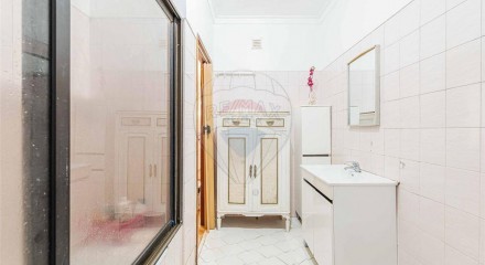 Residential - Condo/Apartment - T2 - Agualva e Mira-Sintra, Sintra - PT