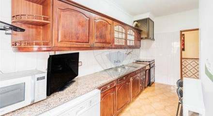Residential - Condo/Apartment - T2 - Agualva e Mira-Sintra, Sintra - PT
