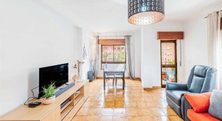 Residential - Condo/Apartment - T2 - Agualva e Mira-Sintra, Sintra - PT