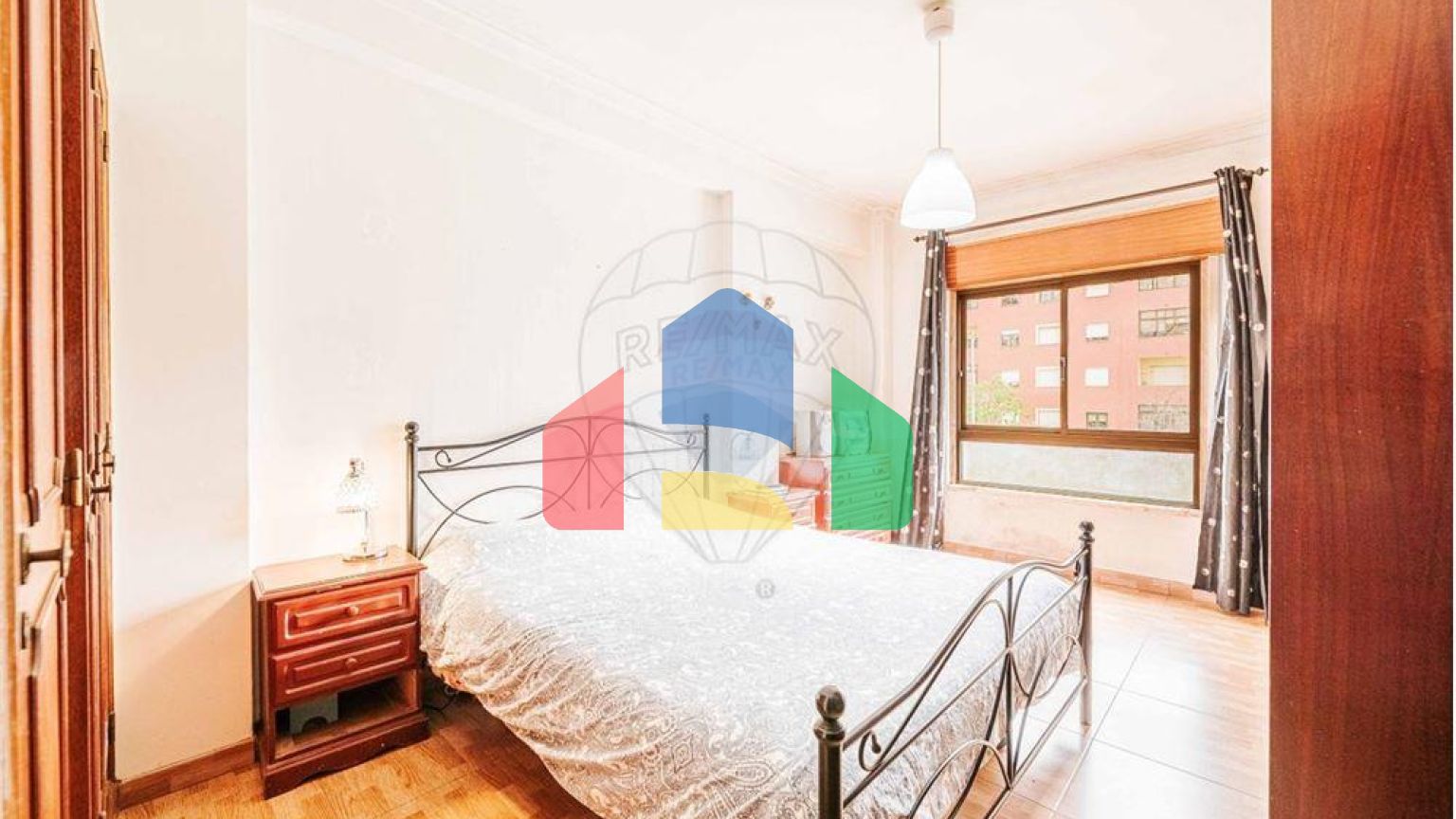 Residential - Condo/Apartment - T2 - Agualva e Mira-Sintra, Sintra - PT