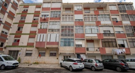 Residential - Condo/Apartment - T1 - Agualva e Mira-Sintra, Sintra - PT