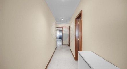 Residential - Condo/Apartment - T3 - Agualva e Mira-Sintra, Sintra - PT