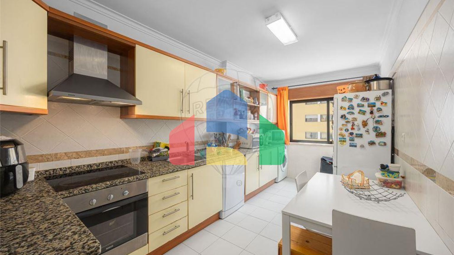 Residential - Condo/Apartment - T3 - Agualva e Mira-Sintra, Sintra - PT