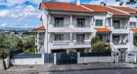 Residential - Single Family Home - T4 - Viseu, Viseu - PT