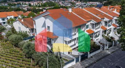 Residential - Single Family Home - T4 - Viseu, Viseu - PT