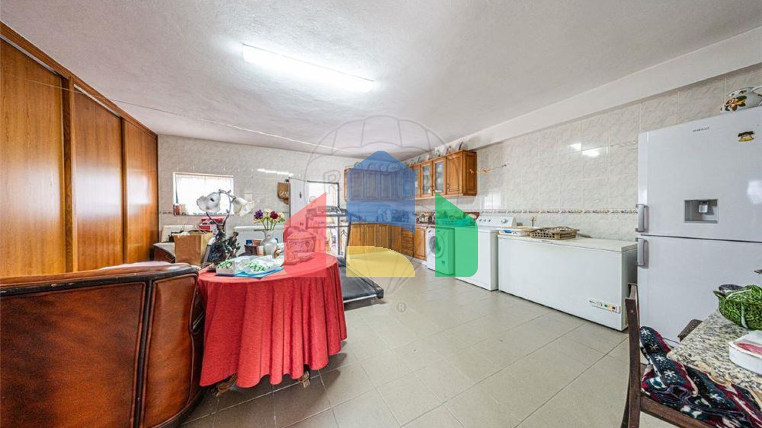 Residential - Single Family Home - T4 - Viseu, Viseu - PT