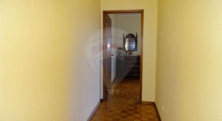 Residential - Condo/Apartment - T4 - Viseu, Viseu - PT