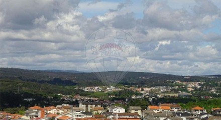 Residential - Condo/Apartment - T4 - Viseu, Viseu - PT