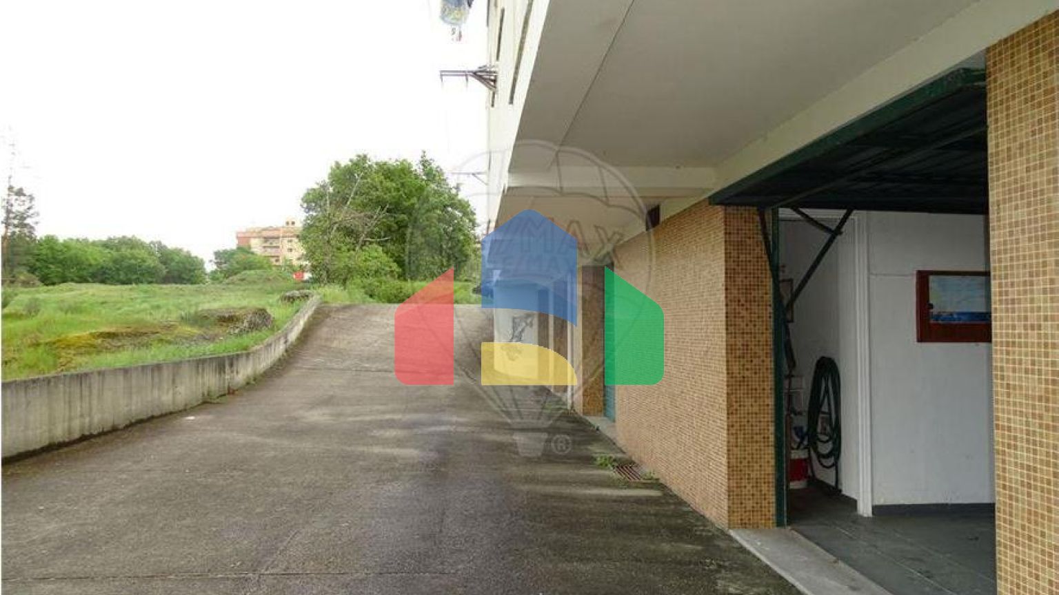 Residential - Condo/Apartment - T4 - Viseu, Viseu - PT