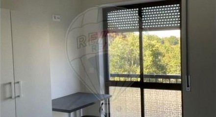 Residential - Condo/Apartment - T5 - Viseu, Viseu - PT