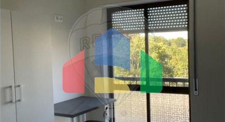 Residential - Condo/Apartment - T5 - Viseu, Viseu - PT
