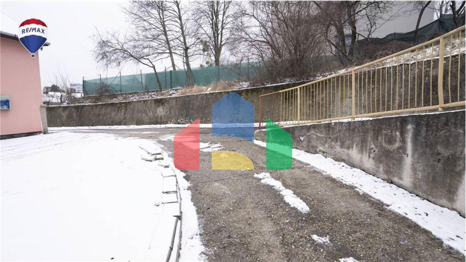 Residential - Garage - Bratislava, Slovakia - SK