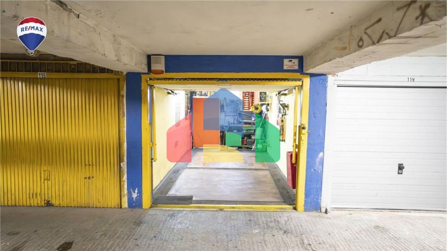 Residential - Garage - Bratislava, Slovakia - SK