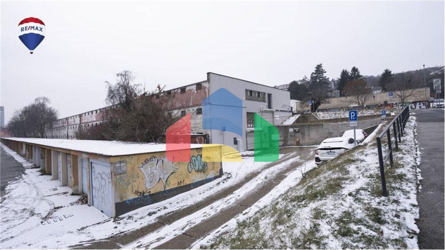 Residential - Garage - Bratislava, Slovakia - SK