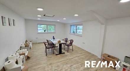Commercial - Store with Apt/Office - Celje, Savinjska Region - SI