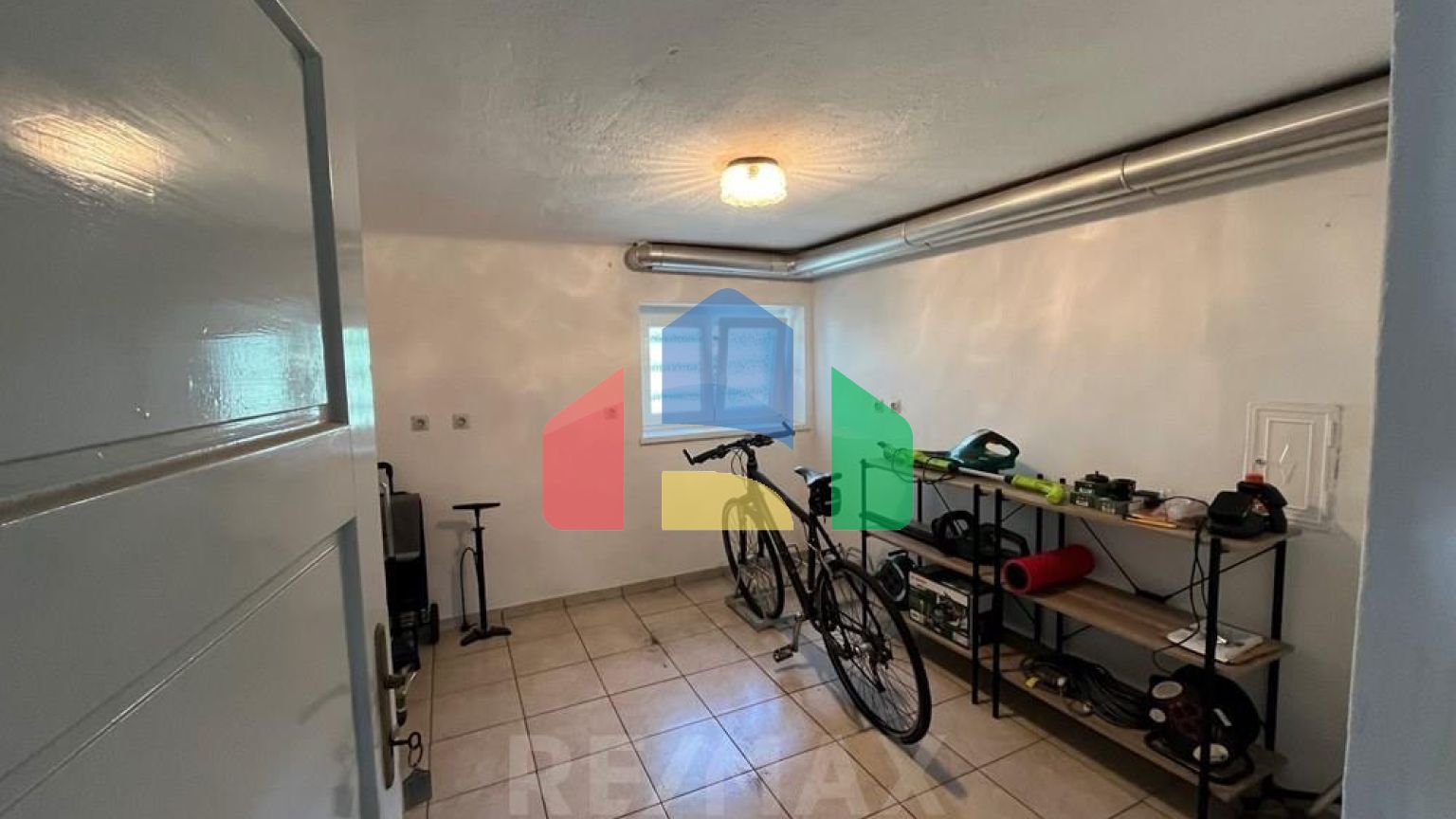 Residential - Cottage - Celje, Savinjska Region - SI