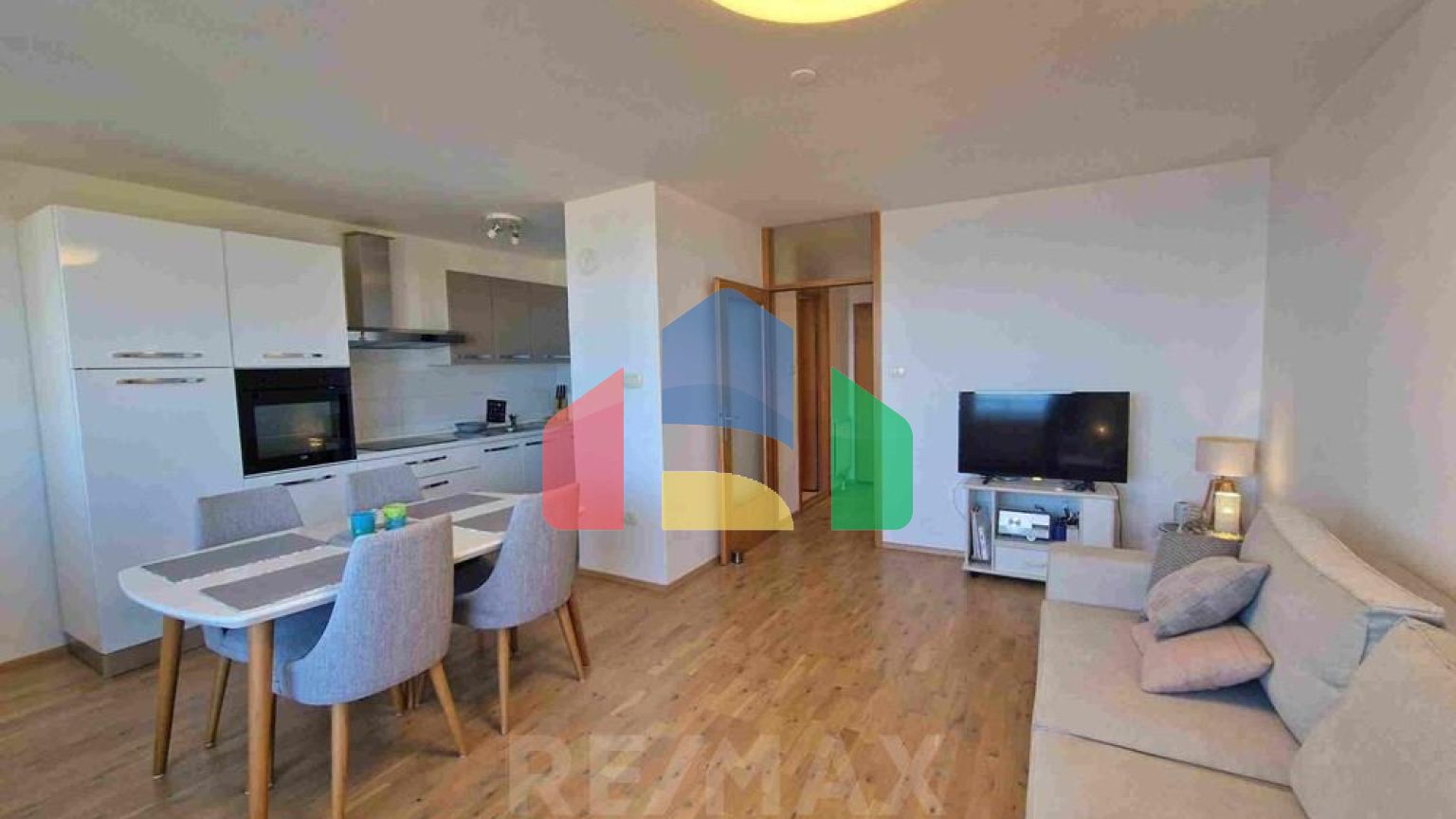 Residential - Condo/Apartment - Koper, South Primorska region - SI