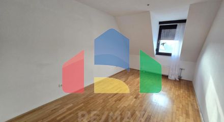 Residential - Condo/Apartment - Ptuj, Podravje region - SI