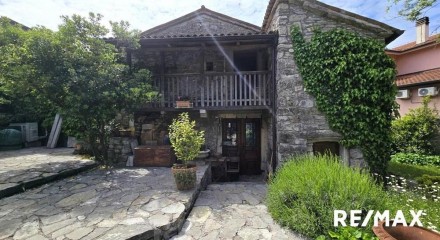 Residential - Cottage - Sezana, South Primorska region - SI