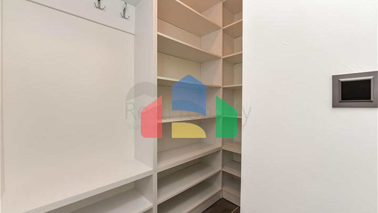 Простора квартира центр Аланії, пляж Клеопатр