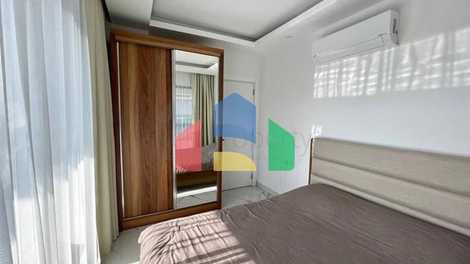 Квартира 1+1 в центре Алании в новом доме