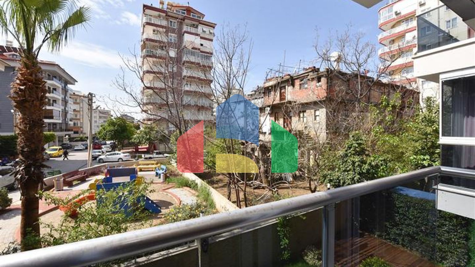 Садовий дуплекс на Клеопатрі