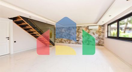 Садовий дуплекс на Клеопатрі