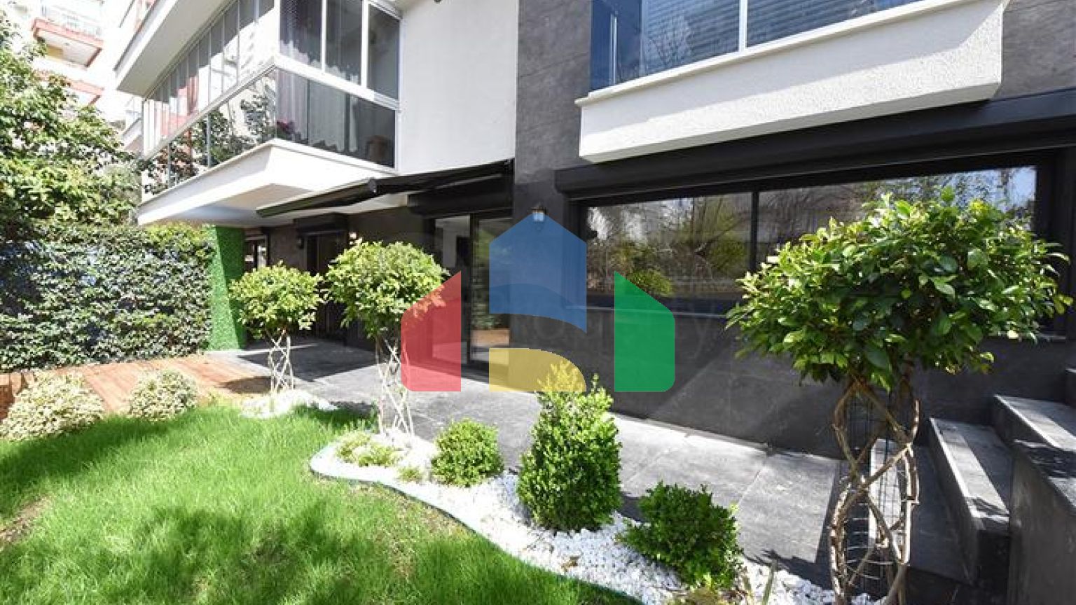 Садовий дуплекс на Клеопатрі