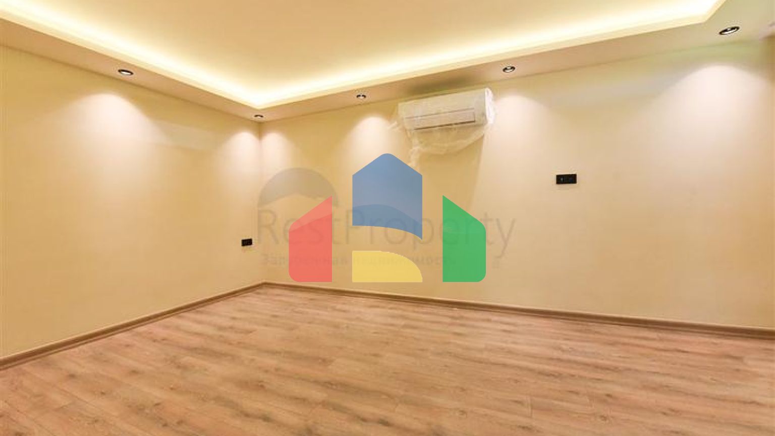 Садовий дуплекс на Клеопатрі