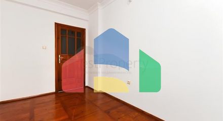 Просторная квартира 3+1 в центре Аланьи
