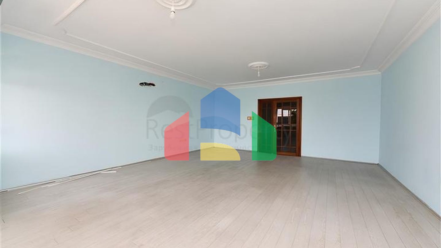 Просторная квартира 3+1 в центре Аланьи