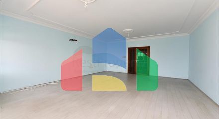 Просторная квартира 3+1 в центре Аланьи