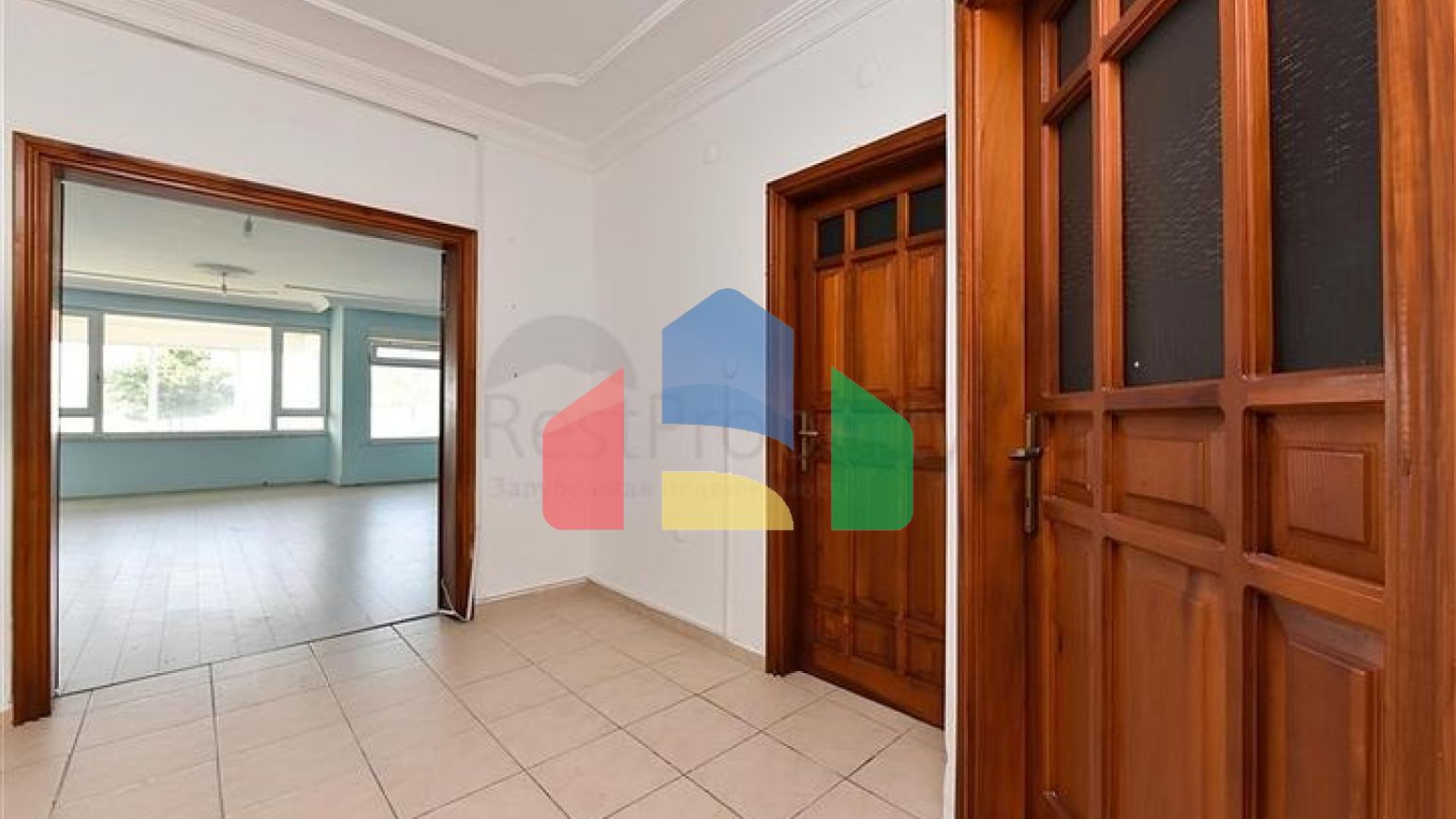 Просторная квартира 3+1 в центре Аланьи