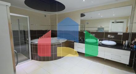 Вілла 3+2 в центрі Аланії з видом на Середземне море