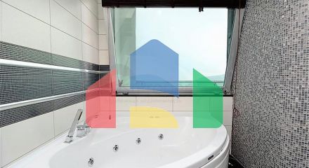 Вилла планировки 4+2 с видом на историческую крепость