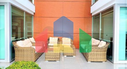 Вилла планировки 4+2 с видом на историческую крепость