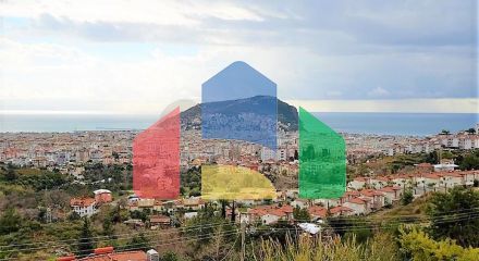 Вилла планировки 4+2 с видом на историческую крепость