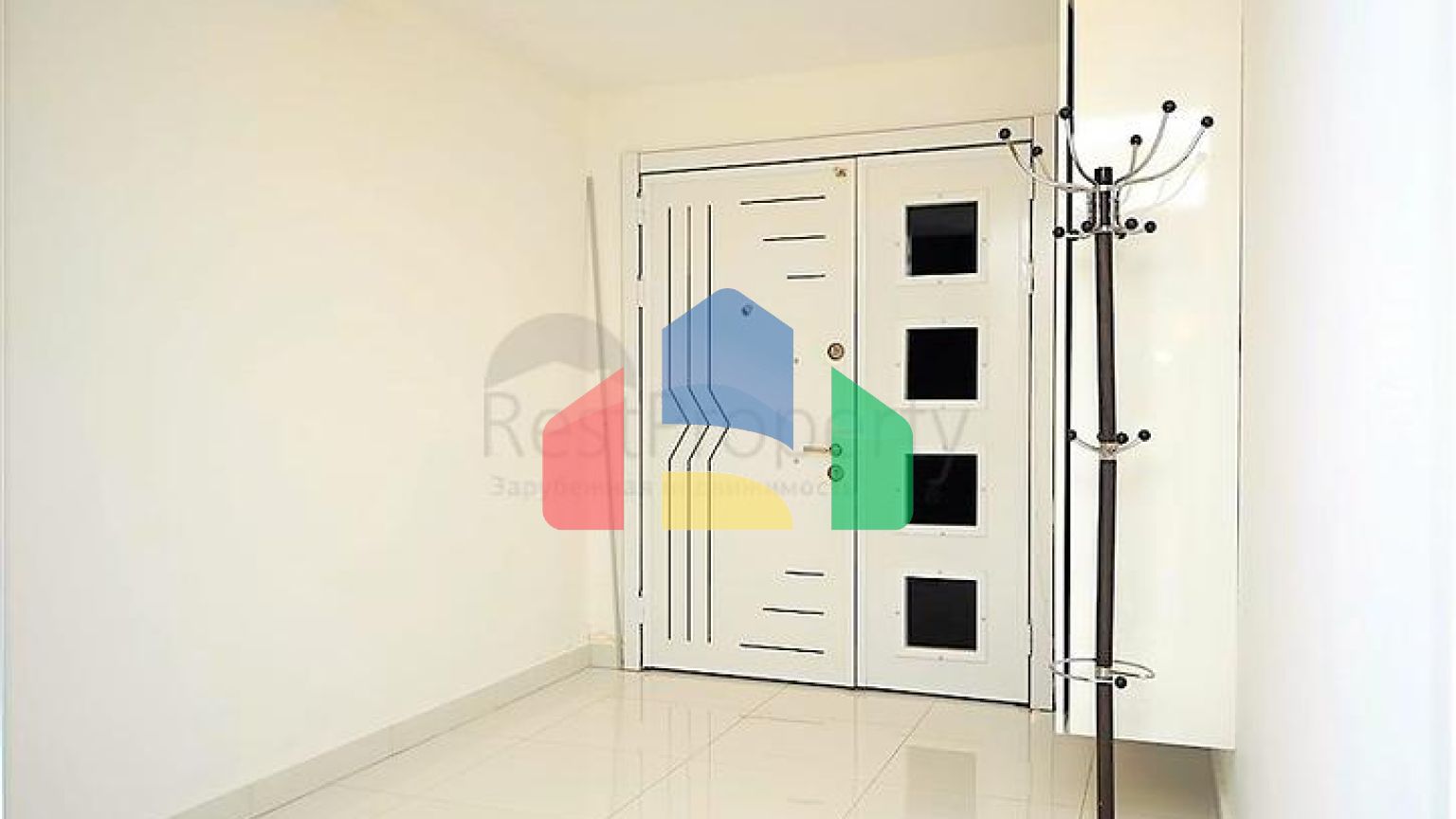 Вилла планировки 4+2 с видом на историческую крепость