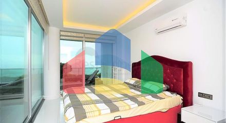 Вилла планировки 4+2 с видом на историческую крепость