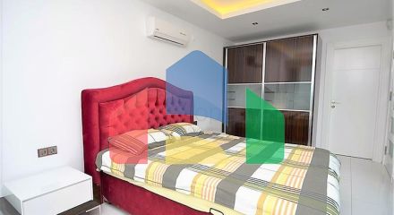 Вилла планировки 4+2 с видом на историческую крепость