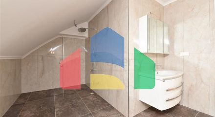 Простора вілла в центрі Аланії з красивим панорамним видом на море Простора вілла в центрі Аланії з красивим панорамним видом на море