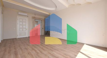 Простора вілла в центрі Аланії з красивим панорамним видом на море Простора вілла в центрі Аланії з красивим панорамним видом на море